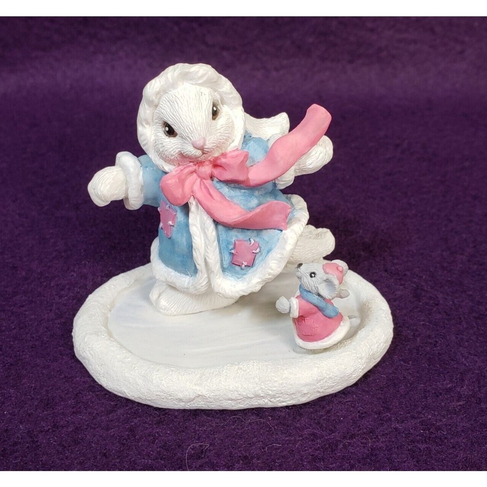 Patchville Bunnies Christina w/ original box 1995 Easter Bunny Rabbit Skating